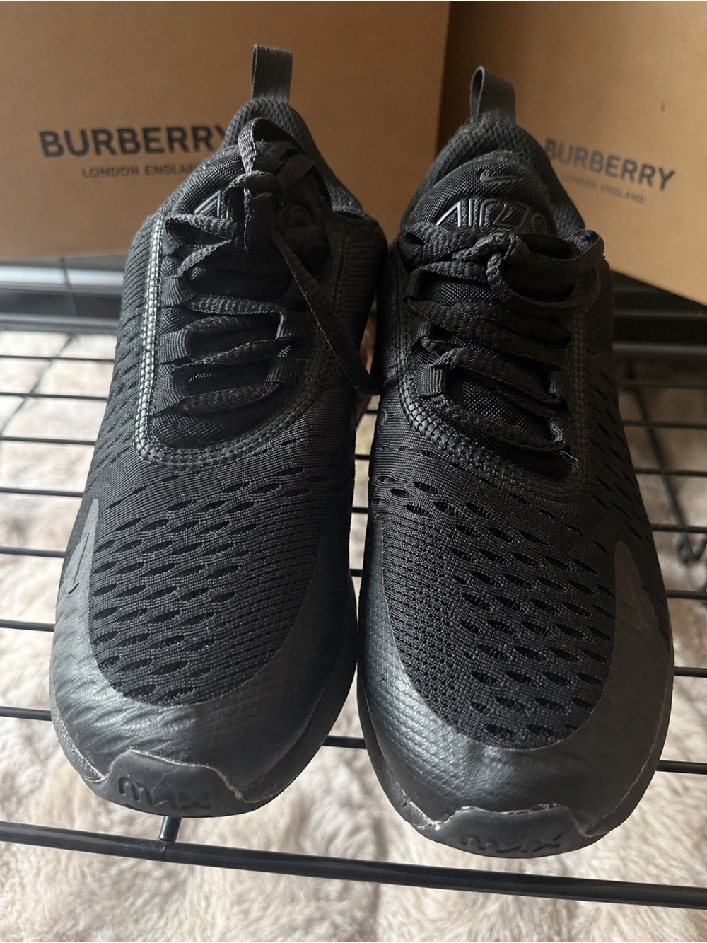 Nike Air Max 270 Triple Black Women’s Size 7 Sneakers